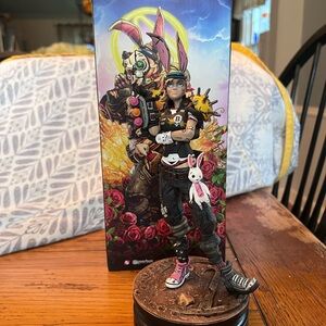 Modern Icons Borderlands 3 Tiny Tina Statue #9